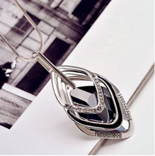 Load image into Gallery viewer, Sweater Chain Necklace and Pendant