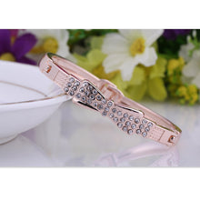Load image into Gallery viewer, Adorable Rhinestone Love Bracelet