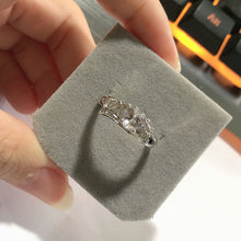 Load image into Gallery viewer, Heart-Shaped Cross-Border Mom Ring