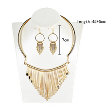 Load image into Gallery viewer, Beautiful Multi-layer Necklace Set