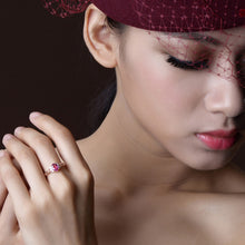 Load image into Gallery viewer, Rose Red Oval Gemstone Ring
