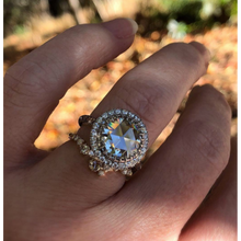 Load image into Gallery viewer, Glamorous Round Cut Silver Ring