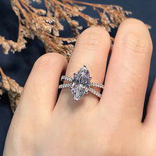 Load image into Gallery viewer, Distinctive Six Prong Zircon Ring