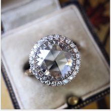 Load image into Gallery viewer, Glamorous Round Cut Silver Ring