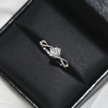 Load image into Gallery viewer, Silver Hollow Heart Crystal Ring