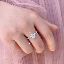 Load image into Gallery viewer, Glamorous Egg Shape Diamond Ring