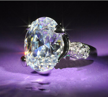 Load image into Gallery viewer, Silver Natural White Sapphire Ring