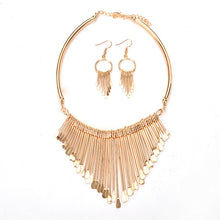 Load image into Gallery viewer, Beautiful Multi-layer Necklace Set