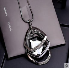Load image into Gallery viewer, Sweater Chain Necklace and Pendant