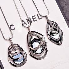 Load image into Gallery viewer, Sweater Chain Necklace and Pendant
