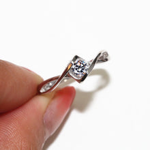 Load image into Gallery viewer, Silver Hollow Heart Crystal Ring