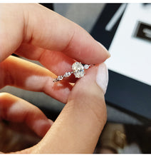 Load image into Gallery viewer, Glamorous Egg Shape Diamond Ring