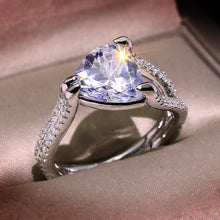Load image into Gallery viewer, Heart Shape Clear Crystal Ring