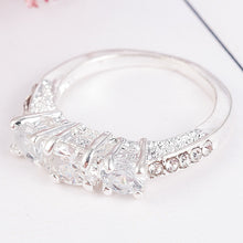 Load image into Gallery viewer, Silver Crystal Ring