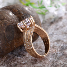 Load image into Gallery viewer, Gorgeous Six Claw Cubic Zirconia Ring