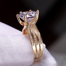 Load image into Gallery viewer, Gorgeous Six Claw Cubic Zirconia Ring