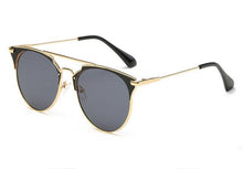 Load image into Gallery viewer, Round Luxury Sunglass
