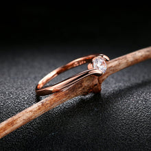 Load image into Gallery viewer, Cubic Zirconia Engagement Ring