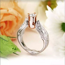 Load image into Gallery viewer, Distinctive Rose Flower Ring