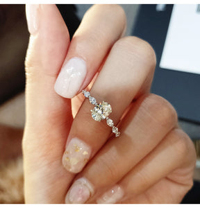 Glamorous Egg Shape Diamond Ring