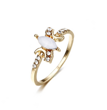 Load image into Gallery viewer, Silver/Gold Moonstone Ring