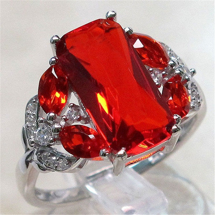 Horse Eye-Shaped Red Crystal Ring