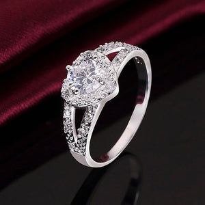 Exquisite Silver Heart Ring